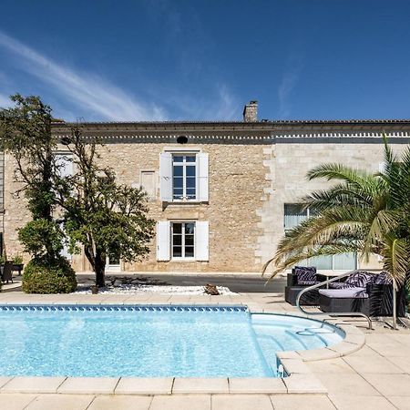 Apartamento Domaine De Meyney Villegouge Exterior foto