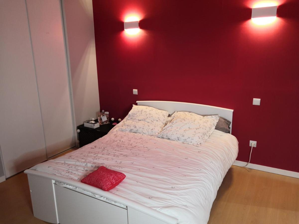 Apartamento Domaine De Meyney Villegouge Exterior foto